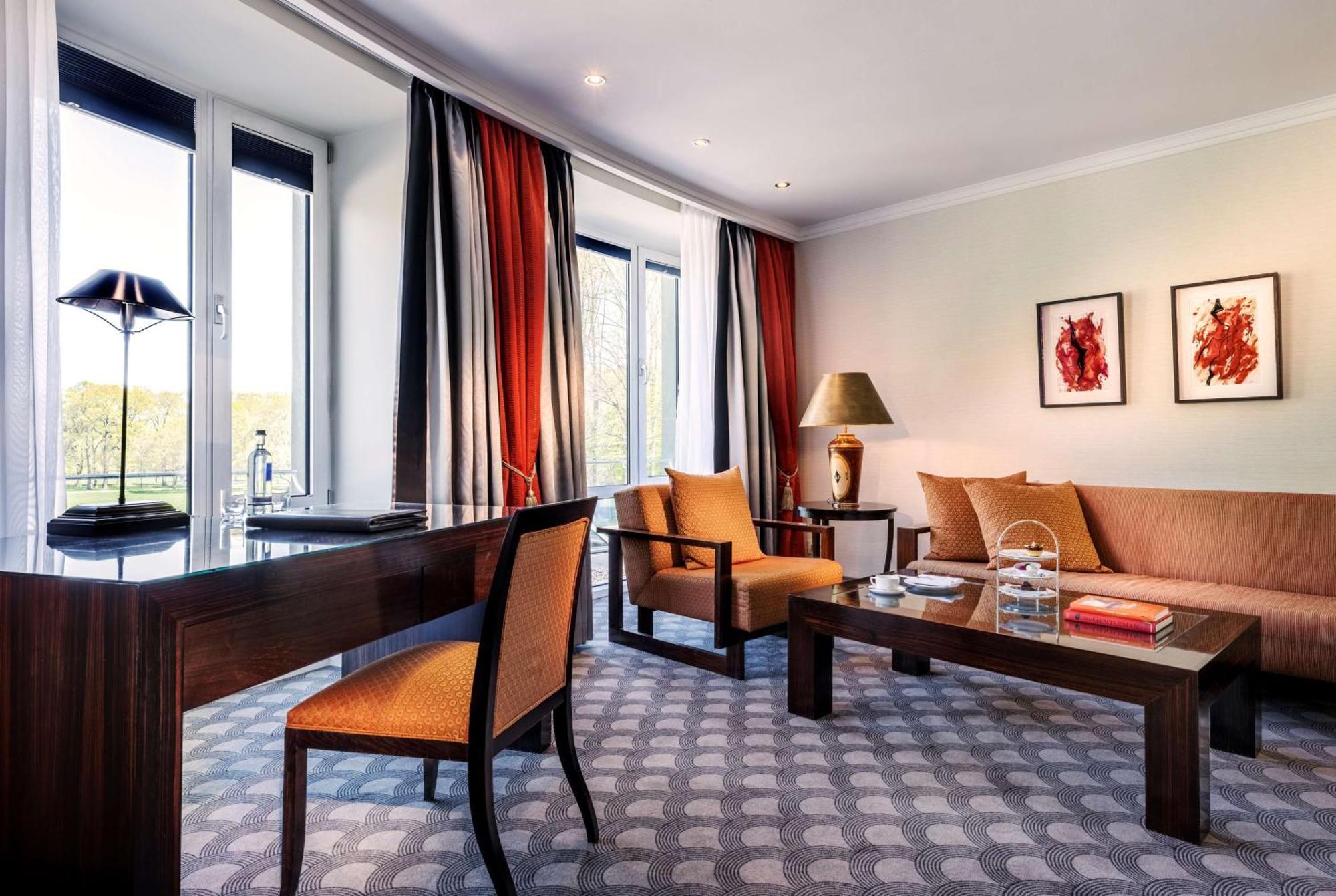 Parkhotel Bremen - Ein Mitglied Der Hommage Luxury Hotels Collection Exterior foto Suite